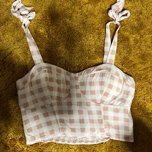 Medium cropped summer top